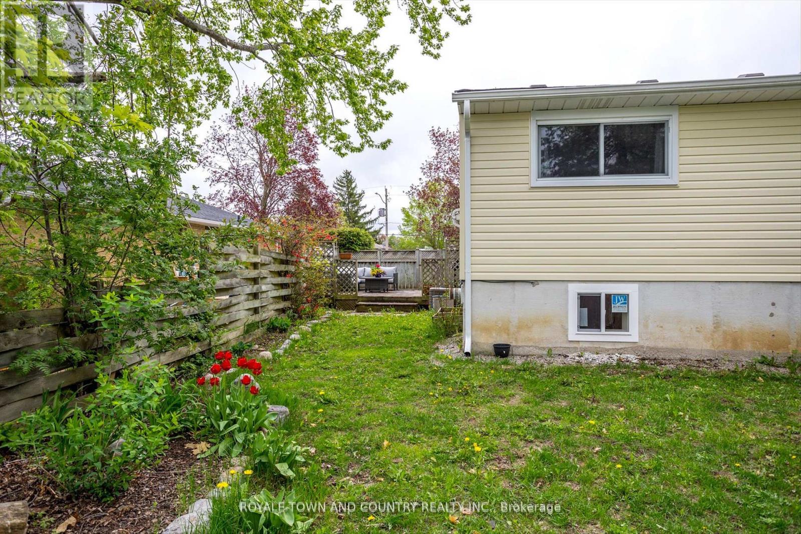 82 Orchard Park Road, Kawartha Lakes (Lindsay), Ontario  K9V 4V9 - Photo 33 - X12208843