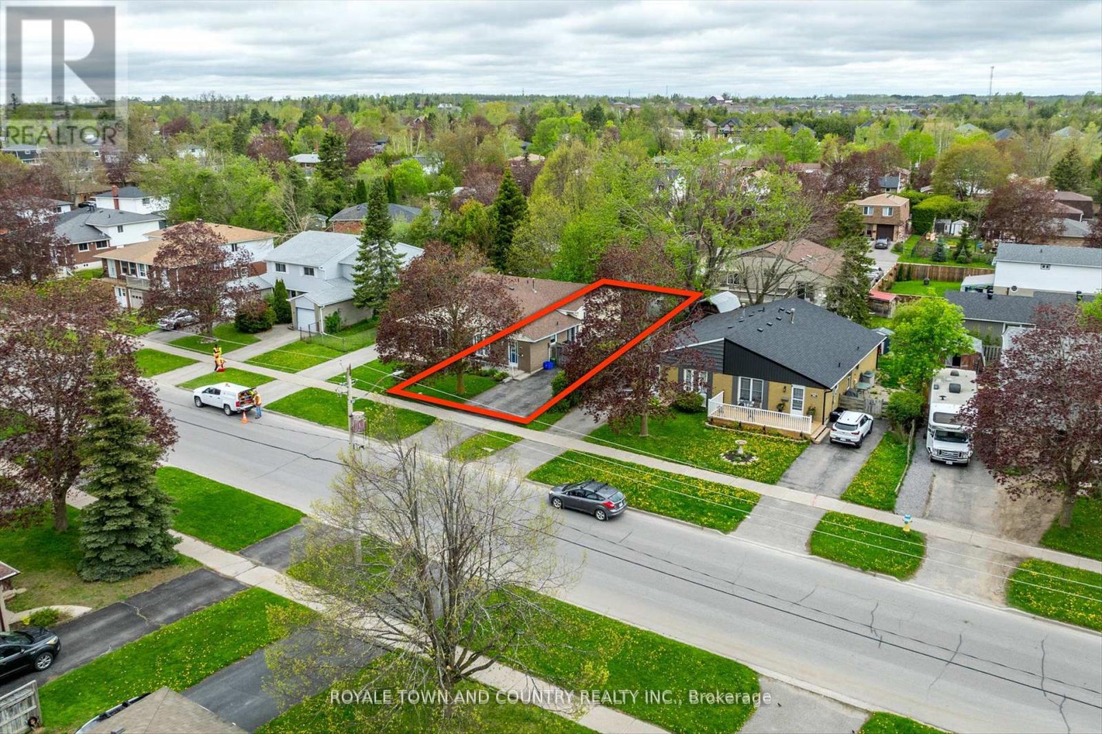 82 Orchard Park Road, Kawartha Lakes (Lindsay), Ontario  K9V 4V9 - Photo 37 - X12208843