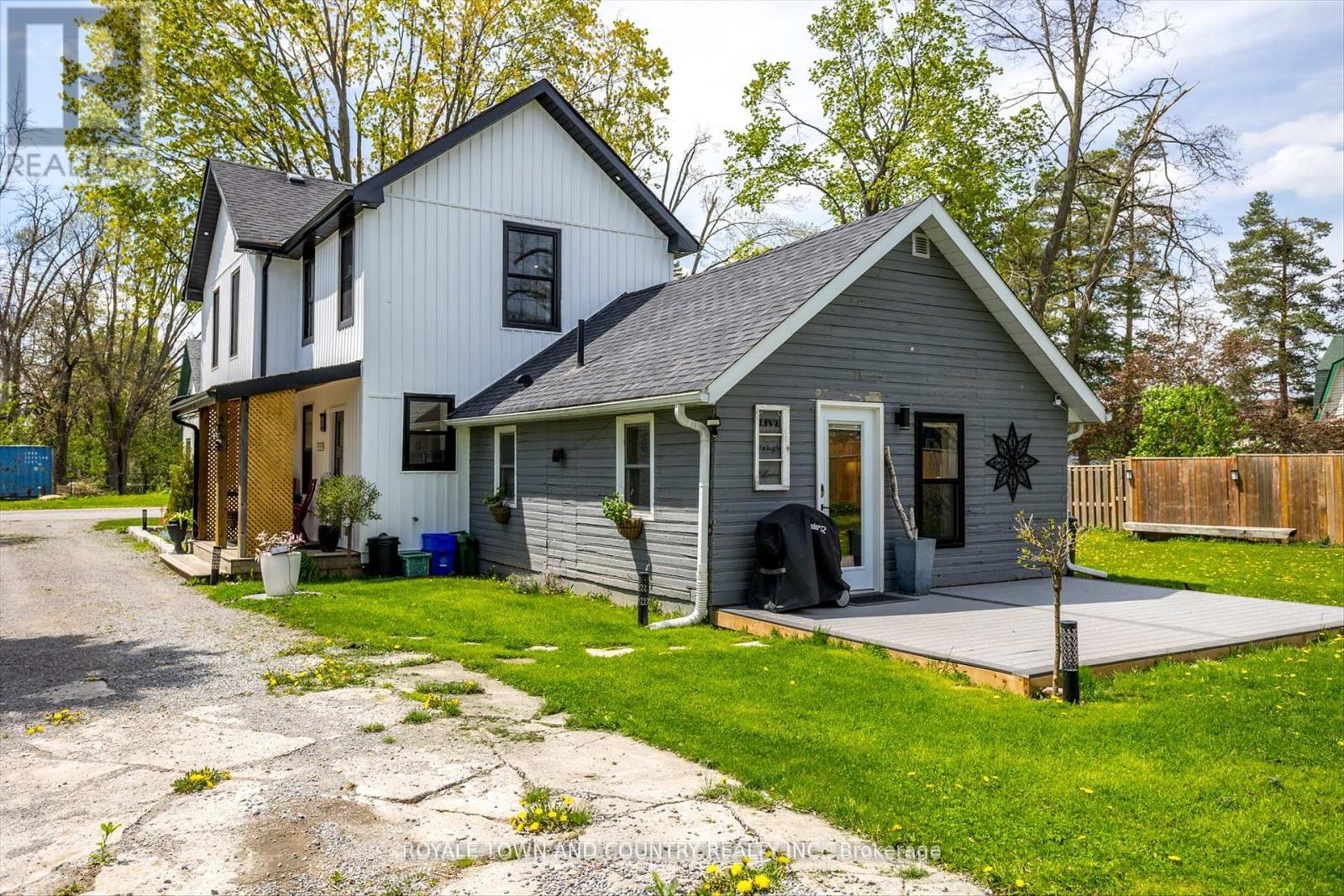 10 Queen Street S, Kawartha Lakes (Omemee), Ontario  K0L 2W0 - Photo 38 - X12208847