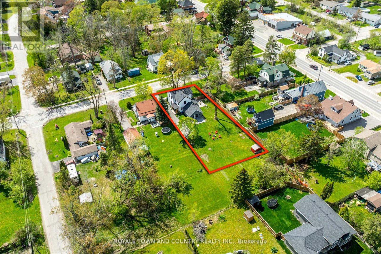 10 Queen Street S, Kawartha Lakes (Omemee), Ontario  K0L 2W0 - Photo 46 - X12208847