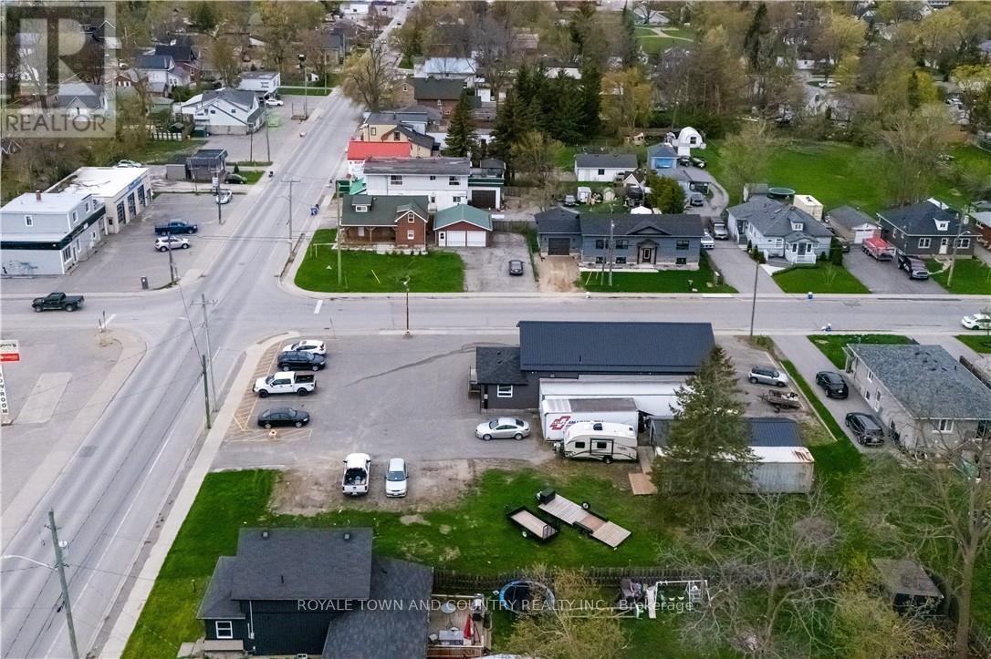 118 Queen Street N, Kawartha Lakes (Lindsay), Ontario  K9V 1G9 - Photo 15 - X12208855