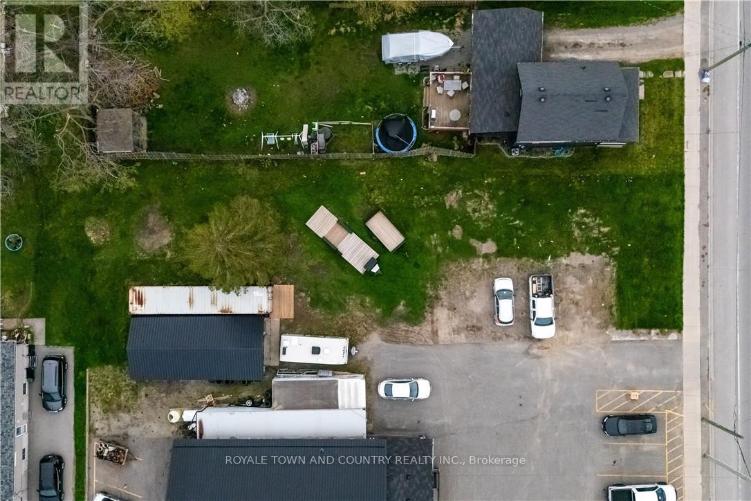 118 Queen Street N, Kawartha Lakes (Lindsay), Ontario  K9V 1G9 - Photo 17 - X12208855