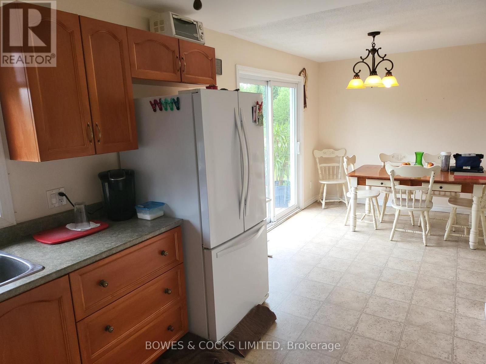 447 Frantz Road, Hastings Highlands (Wicklow Ward), Ontario  K0L 2S0 - Photo 12 - X12208891