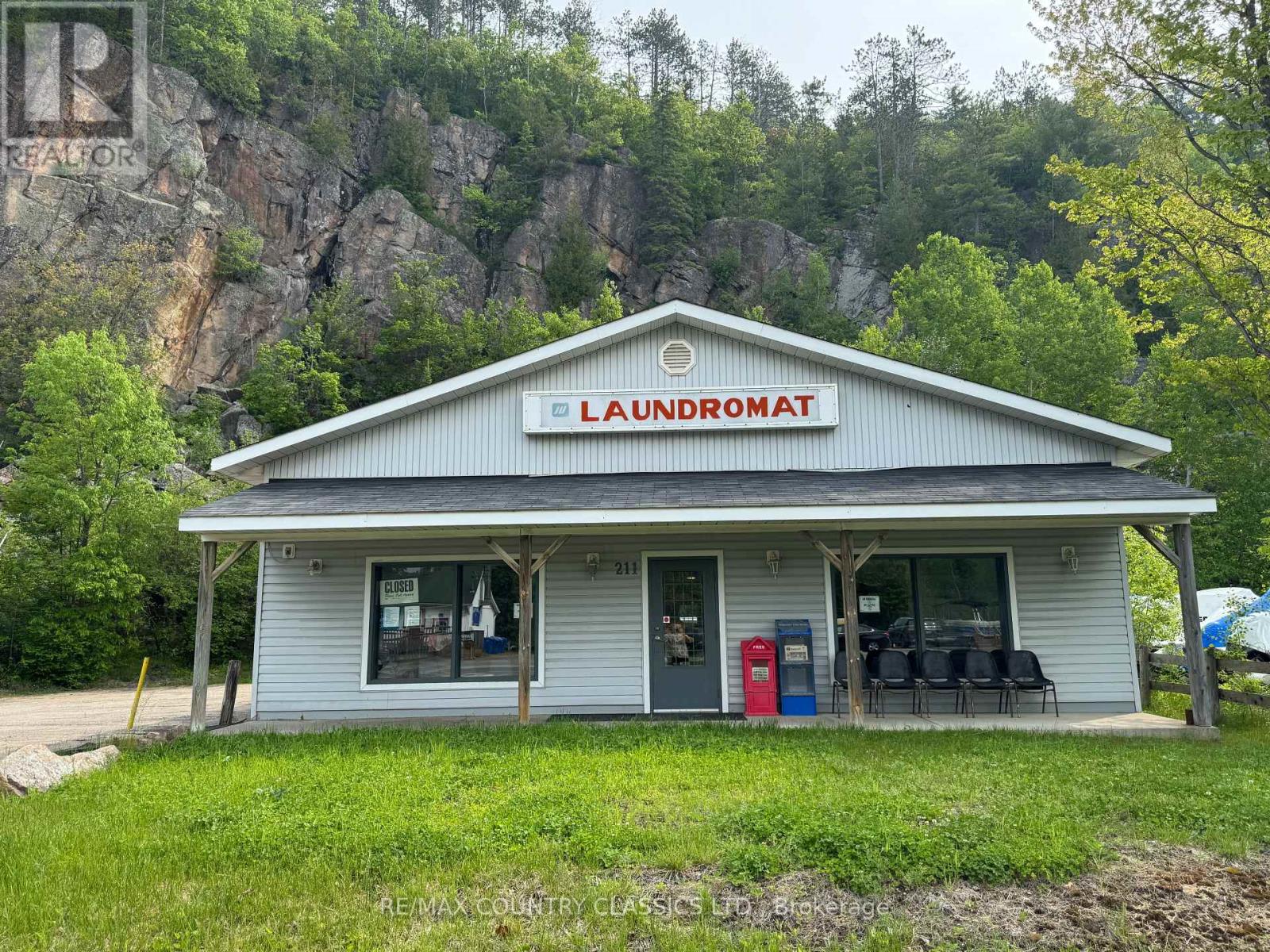 211 HASTINGS STREET N, bancroft (bancroft ward), Ontario