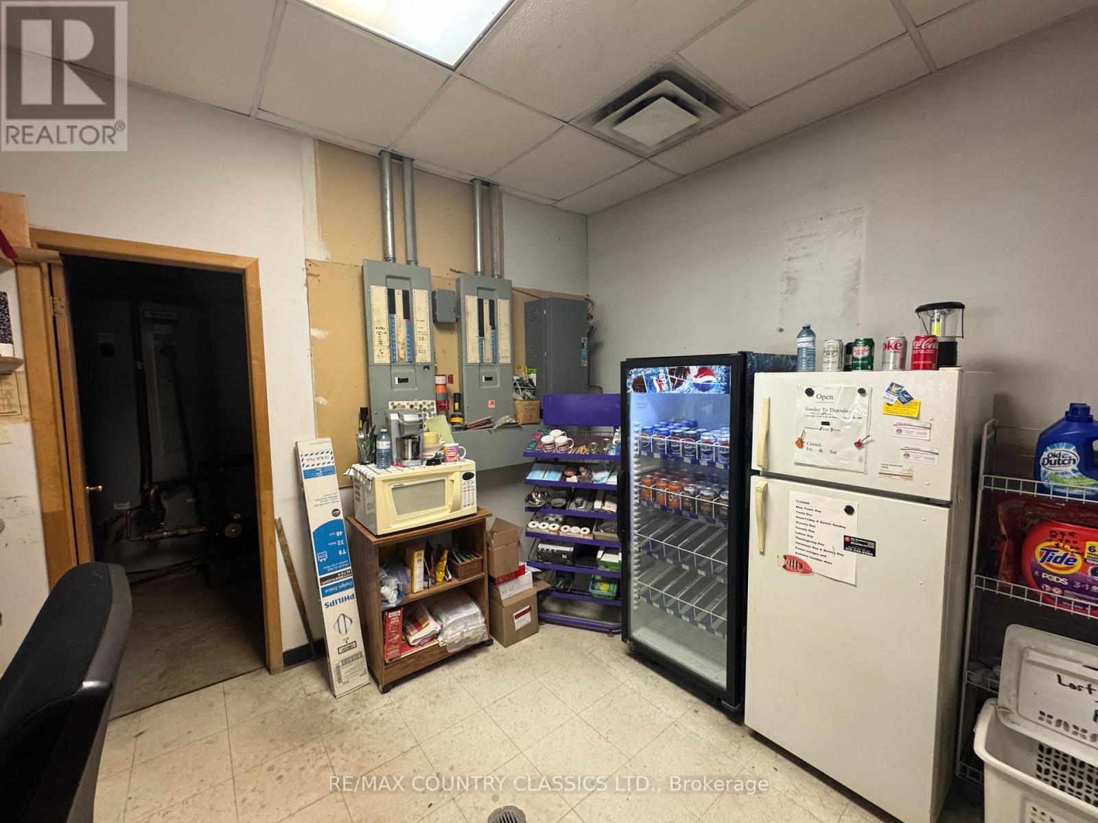 211 Hastings Street N, Bancroft (Bancroft Ward), Ontario  K0L 1C0 - Photo 12 - X12208922