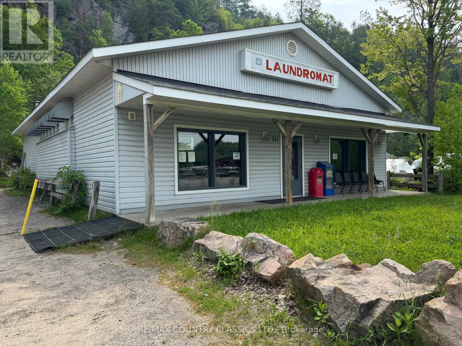 211 Hastings Street N, Bancroft (Bancroft Ward), Ontario  K0L 1C0 - Photo 22 - X12208922