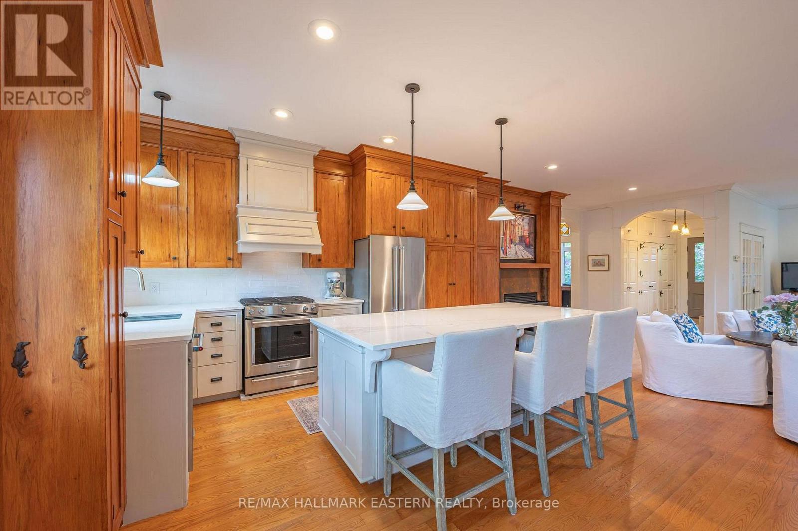 193 Mark Street, Peterborough East (Central), Ontario  K9H 1T9 - Photo 6 - X12209680