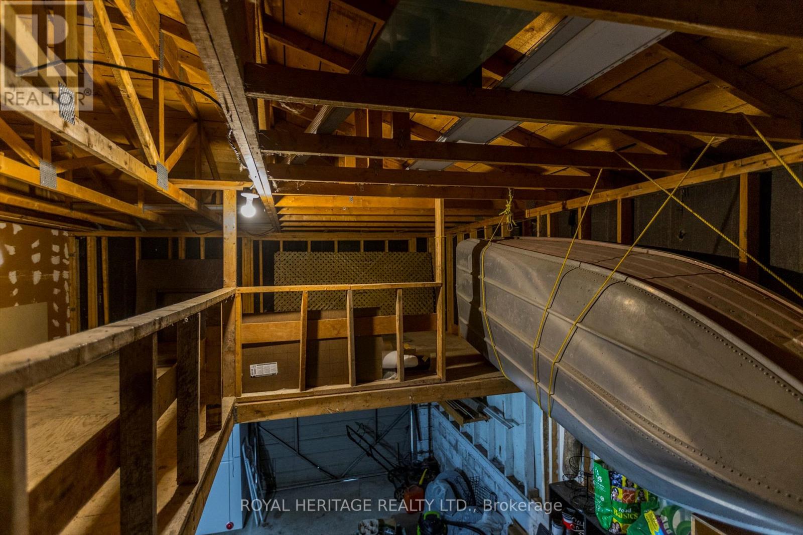 64 George Street W, Kawartha Lakes (Lindsay), Ontario  K9V 5H9 - Photo 35 - X12209745
