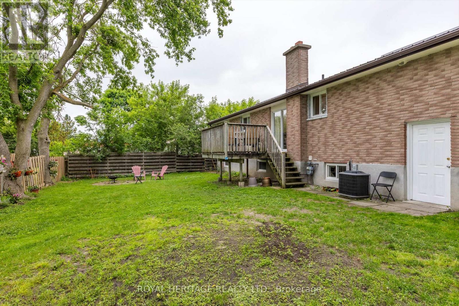 64 George Street W, Kawartha Lakes (Lindsay), Ontario  K9V 5H9 - Photo 41 - X12209745