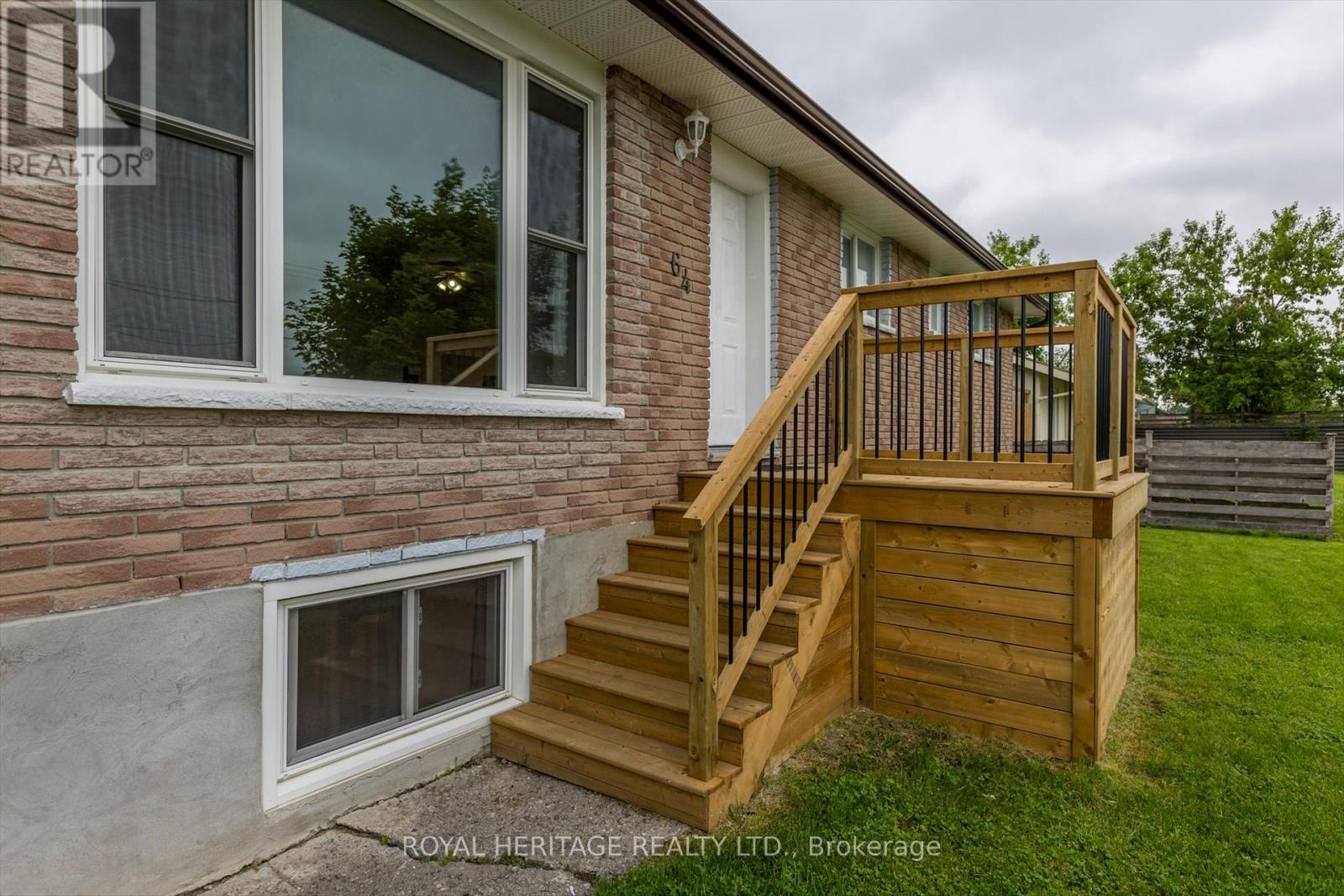 64 George Street W, Kawartha Lakes (Lindsay), Ontario  K9V 5H9 - Photo 5 - X12209745