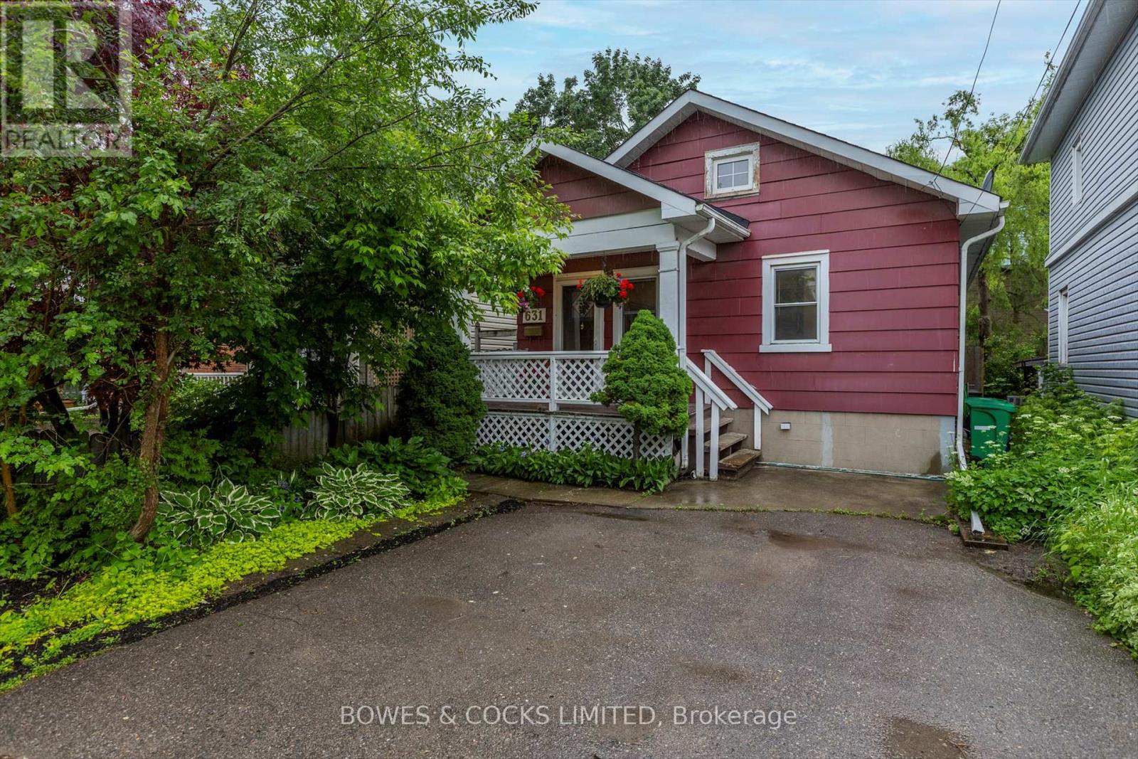 631 Downie Street, Peterborough (Downtown), Ontario  K9H 4K2 - Photo 2 - X12209839