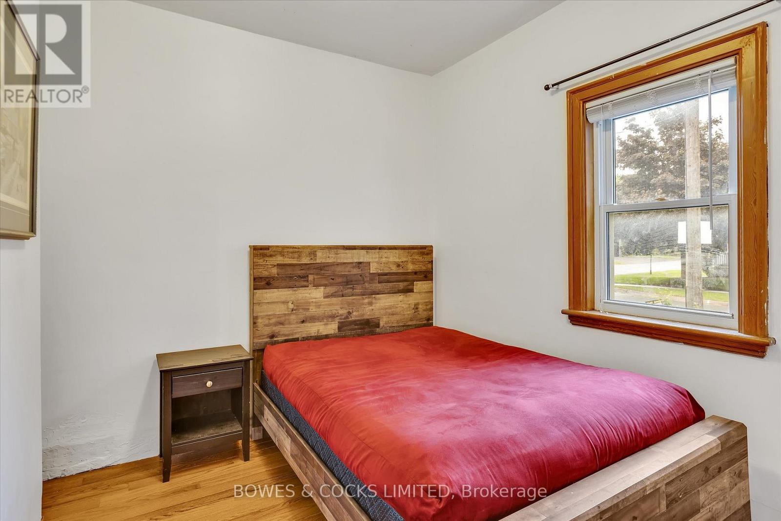 631 Downie Street, Peterborough (Downtown), Ontario  K9H 4K2 - Photo 22 - X12209839