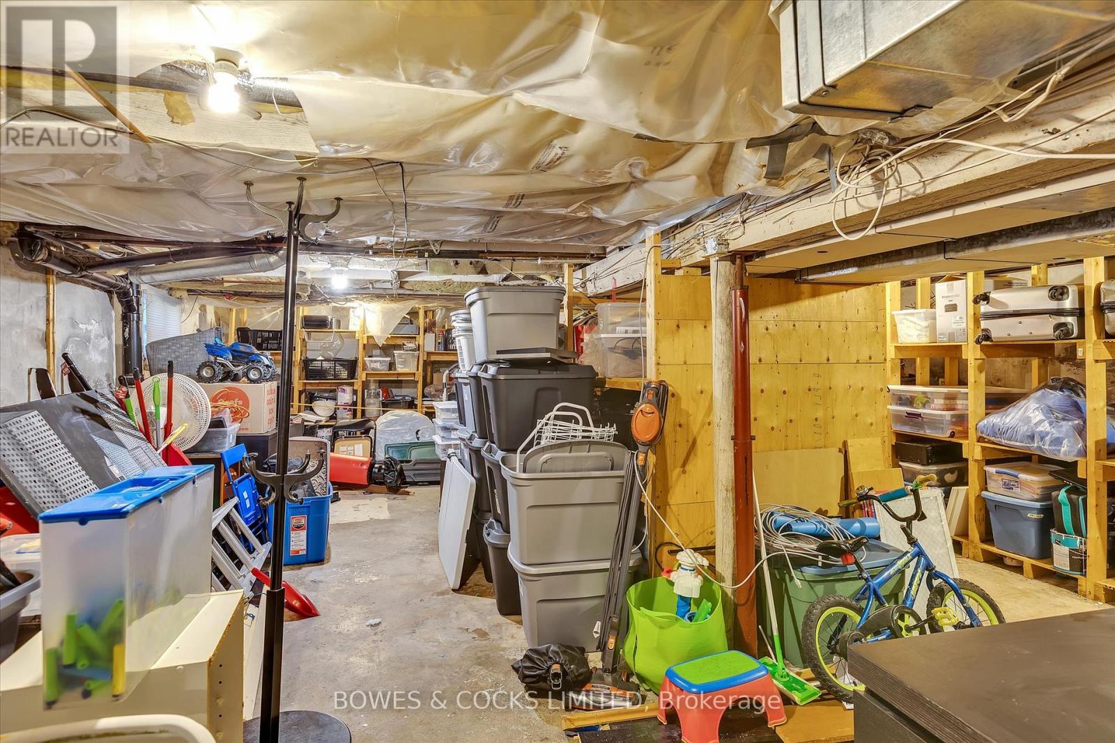 631 Downie Street, Peterborough (Downtown), Ontario  K9H 4K2 - Photo 29 - X12209839