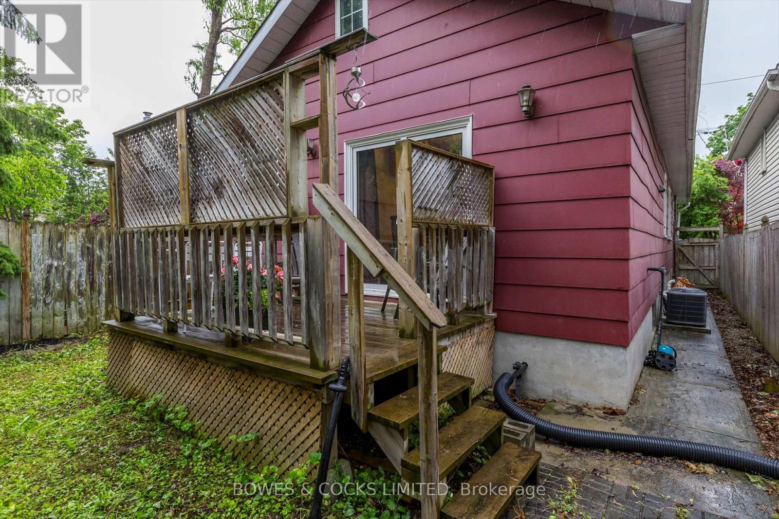 631 Downie Street, Peterborough (Downtown), Ontario  K9H 4K2 - Photo 34 - X12209839