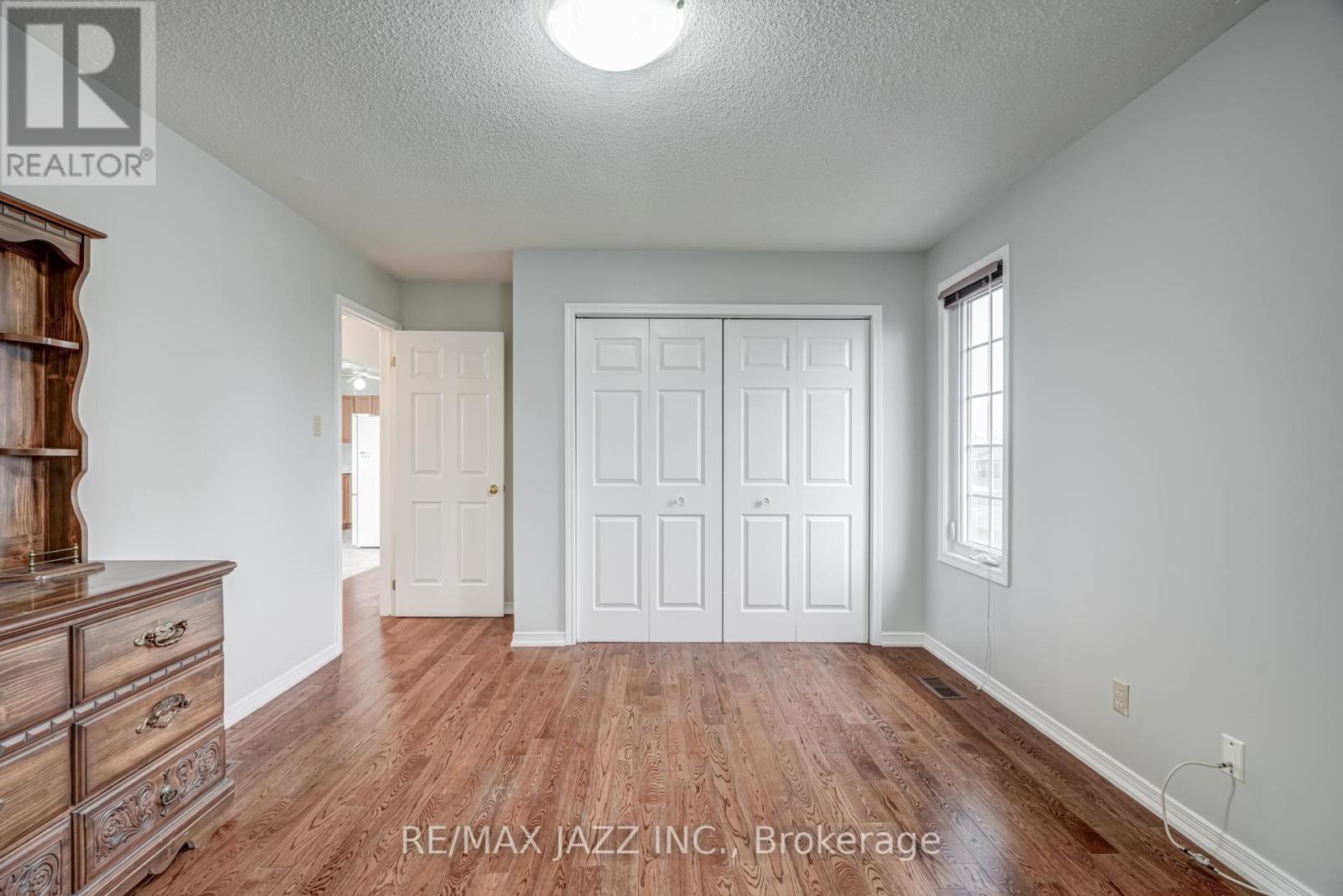 2577 Idyllwood Crescent, Peterborough East (South), Ontario  K9L 1Z1 - Photo 21 - X12210044