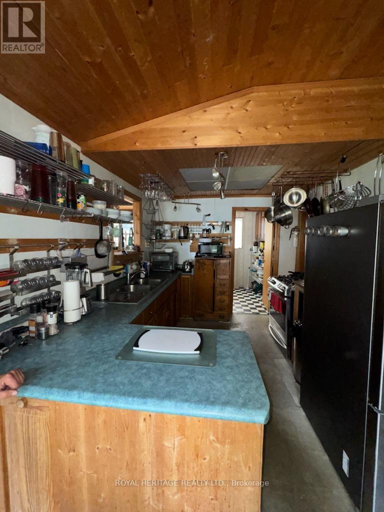 1474 Grenadier Island, Selwyn, Ontario  K0L 2H0 - Photo 18 - X12210051