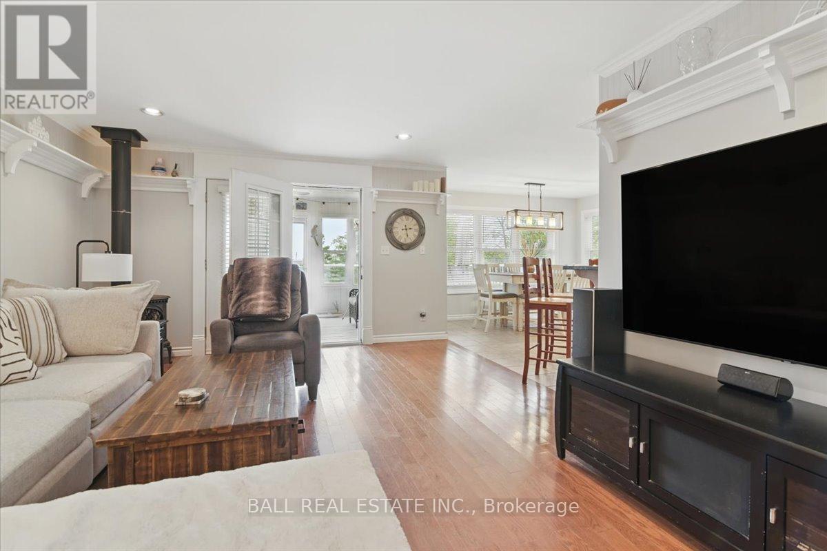1907 Pratts Marina Road, Selwyn, Ontario  K0L 2H0 - Photo 6 - X12210111