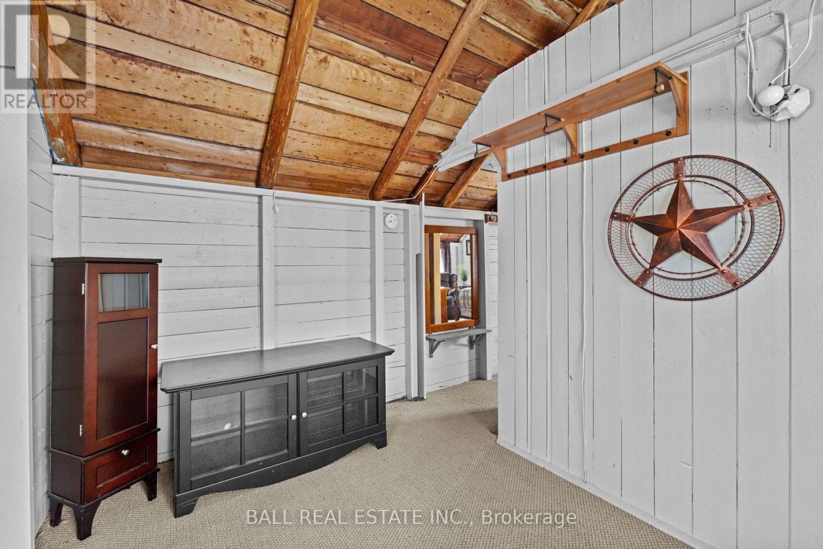 53 Rustic Bay Street, Kawartha Lakes (Lindsay), Ontario  K9V 4R6 - Photo 35 - X12210195