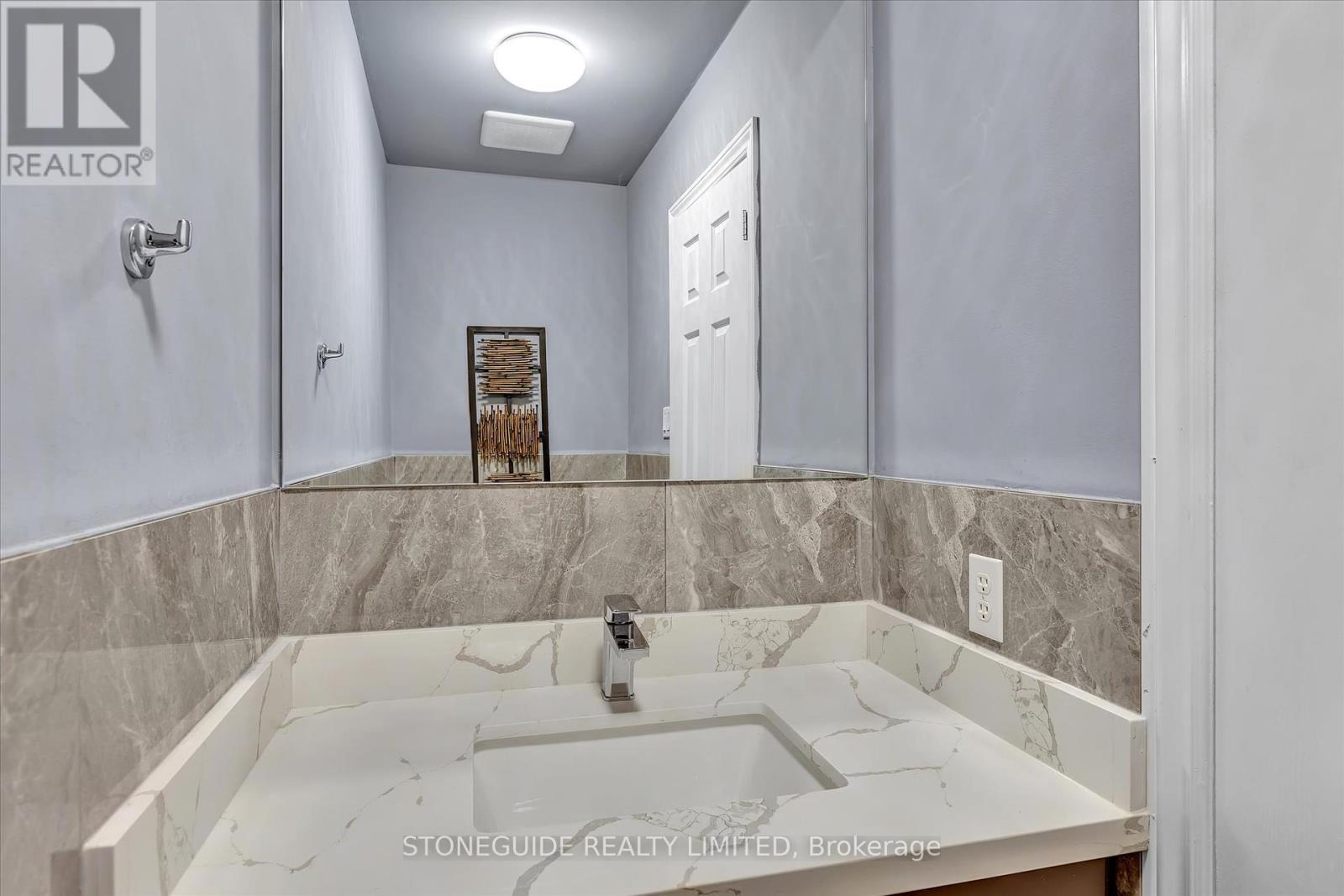 409 Gifford Drive, Selwyn, Ontario  K9J 6X2 - Photo 27 - X12210229