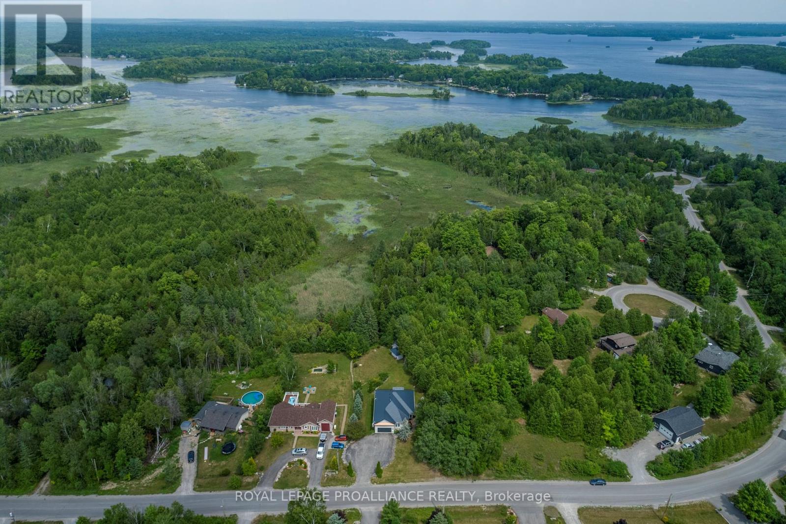 137 Sumcot Drive, Trent Lakes, Ontario  K0L 1J0 - Photo 3 - X12210391