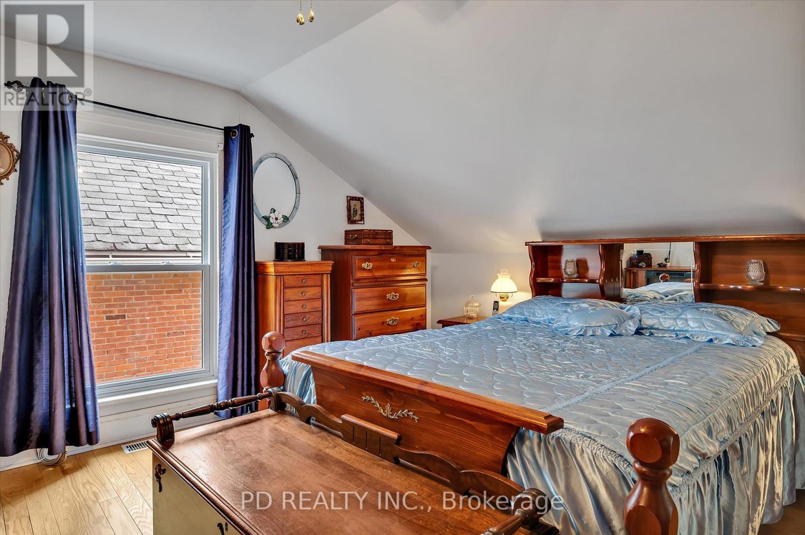 8 Regent Street, Kawartha Lakes (Lindsay), Ontario  K9V 3T7 - Photo 31 - X12210745