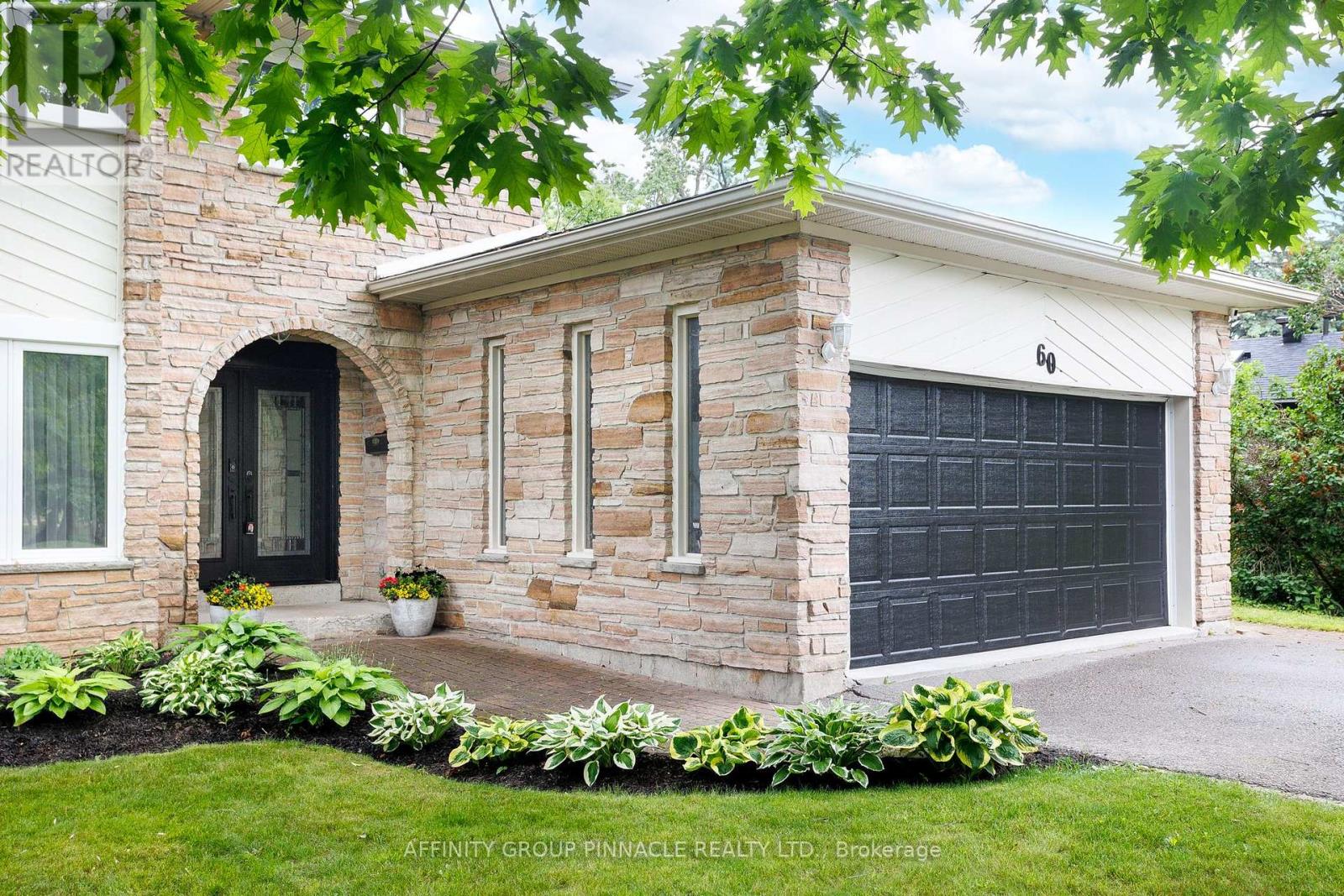 60 Sanderling Crescent, Kawartha Lakes (Lindsay), Ontario  K9V 4N2 - Photo 6 - X12210747