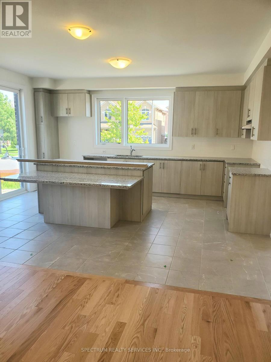 1 Rogerson Street E, Clarington (Newcastle), Ontario  L1B 0W4 - Photo 4 - E12210716