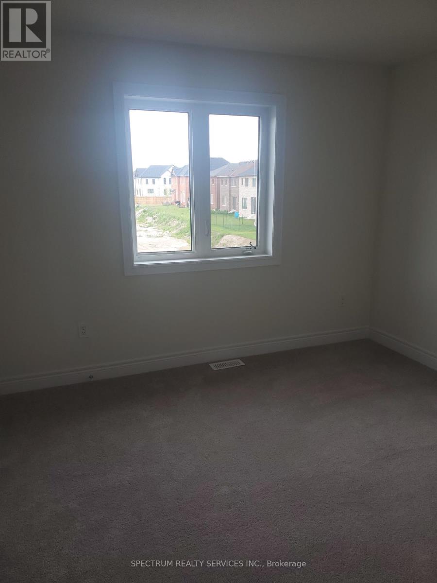 27 Rogerson Street E, Clarington (Newcastle), Ontario  L1B 0W4 - Photo 12 - E12210732