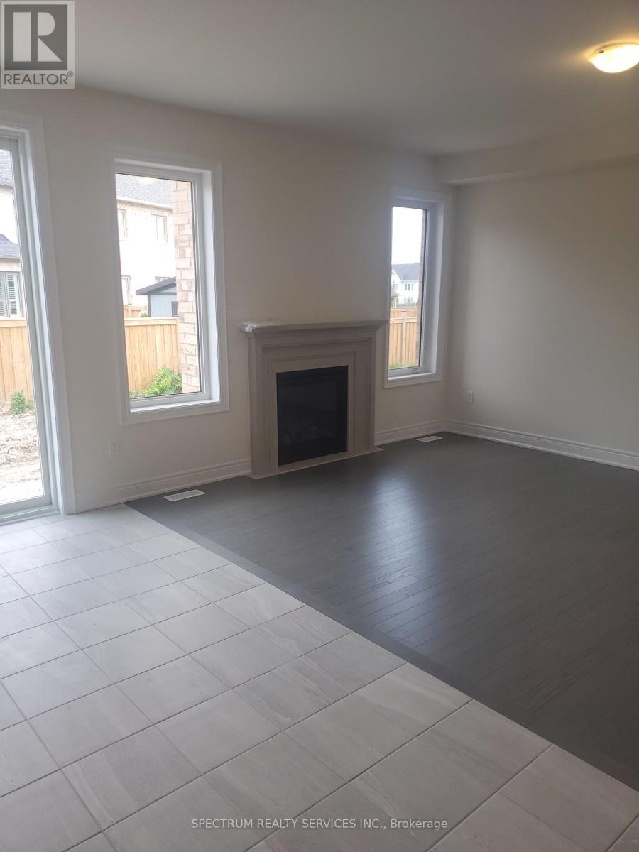 27 Rogerson Street E, Clarington (Newcastle), Ontario  L1B 0W4 - Photo 6 - E12210732