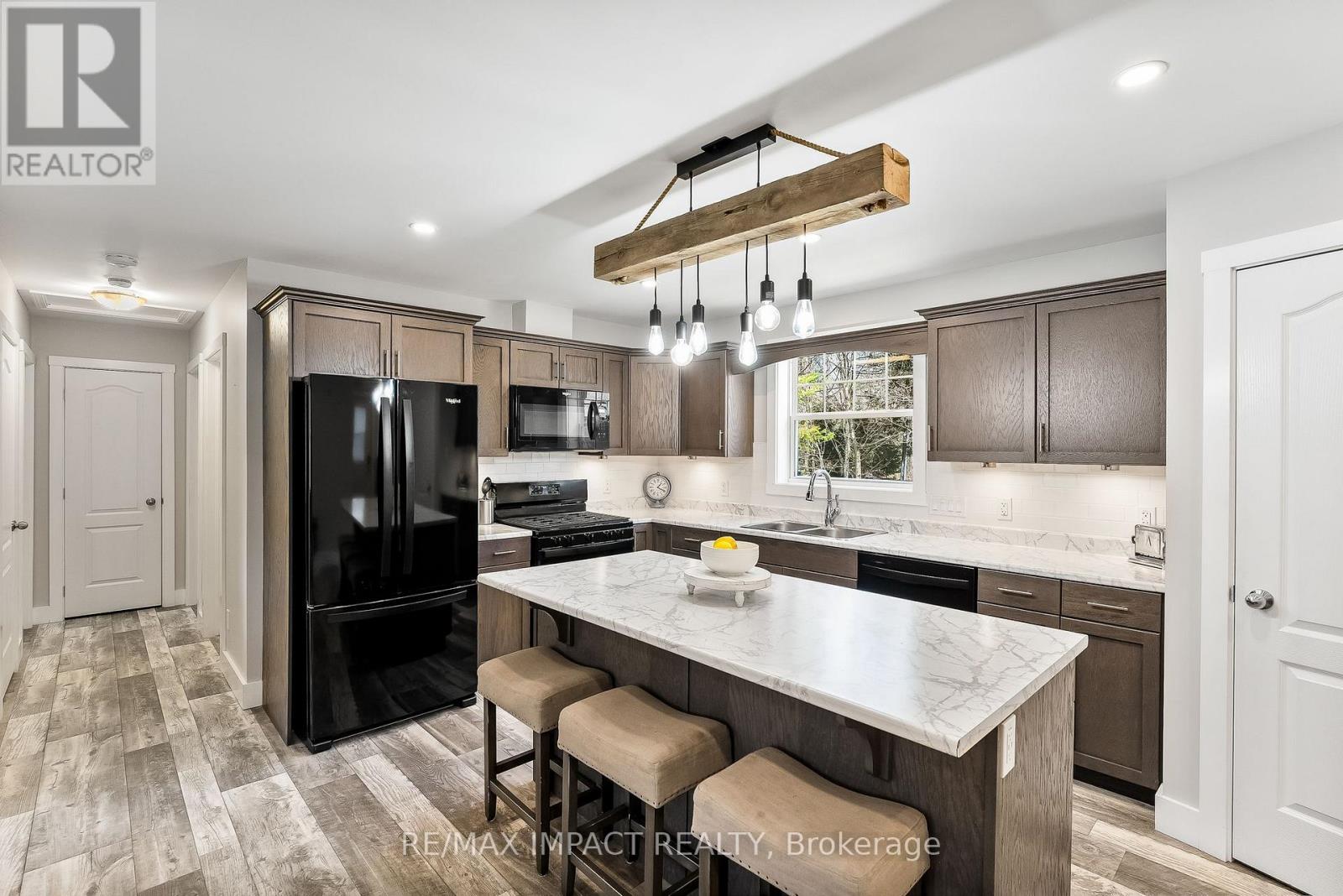 1006 Jasmine Road, Dysart Et Al (Harcourt), Ontario  K0L 1M1 - Photo 21 - X12211166