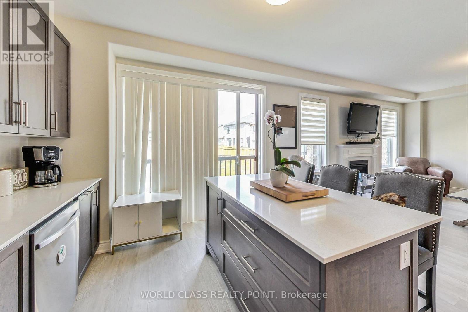 1104 Rippingale Trail, Peterborough North (North), Ontario  K9H 0J8 - Photo 12 - X12211306