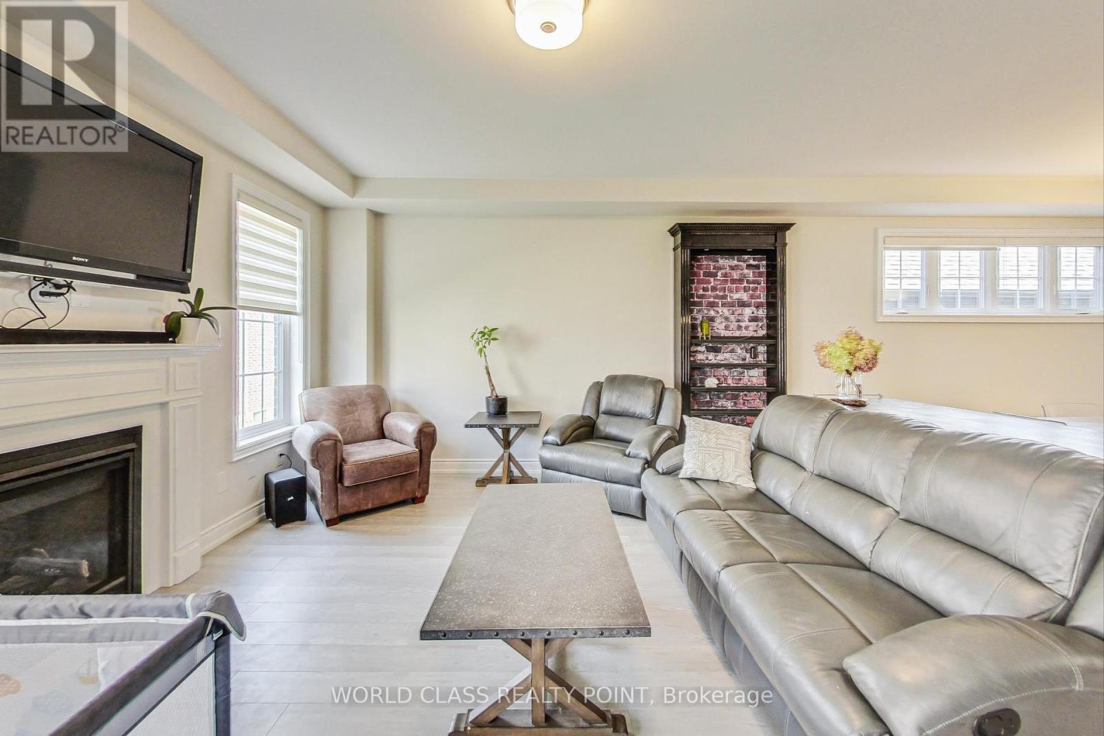 1104 Rippingale Trail, Peterborough North (North), Ontario  K9H 0J8 - Photo 5 - X12211306