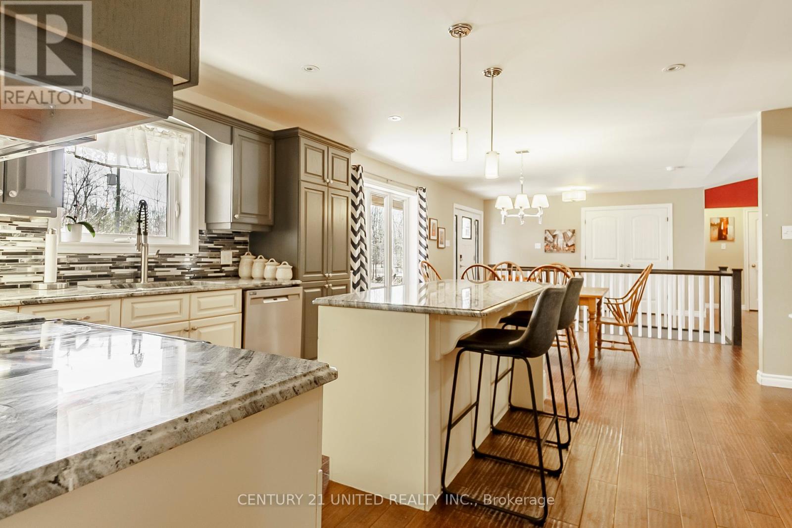 58 Sumcot Drive, Trent Lakes, Ontario  K0L 1R0 - Photo 11 - X12212091