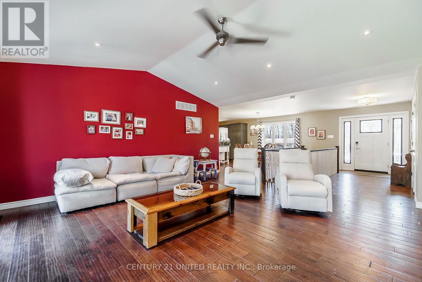 58 Sumcot Drive, Trent Lakes, Ontario  K0L 1R0 - Photo 13 - X12212091
