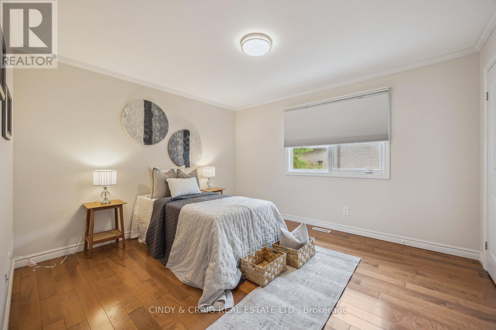 324 Victoria Avenue N, Kawartha Lakes (Lindsay), Ontario  K9V 5T7 - Photo 9 - X12212456