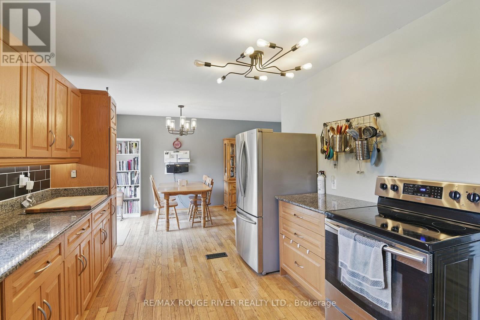 19 Edwards Drive, Otonabee-South Monaghan, Ontario  K0L 2G0 - Photo 16 - X12213064