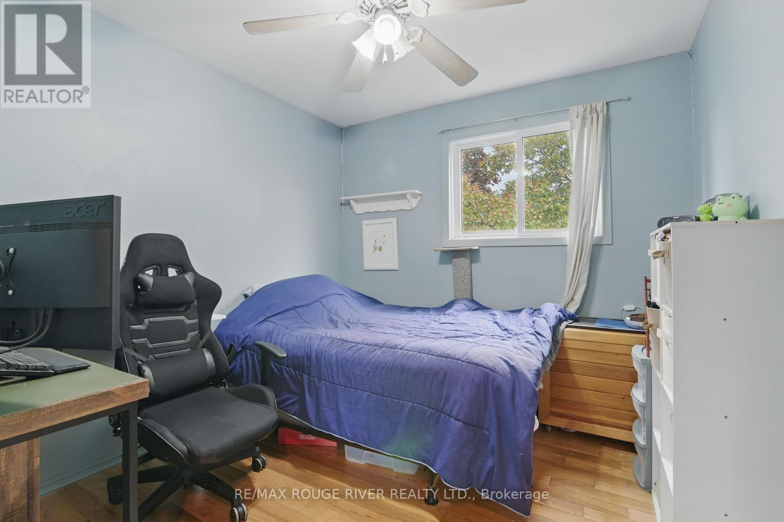 19 Edwards Drive, Otonabee-South Monaghan, Ontario  K0L 2G0 - Photo 18 - X12213064