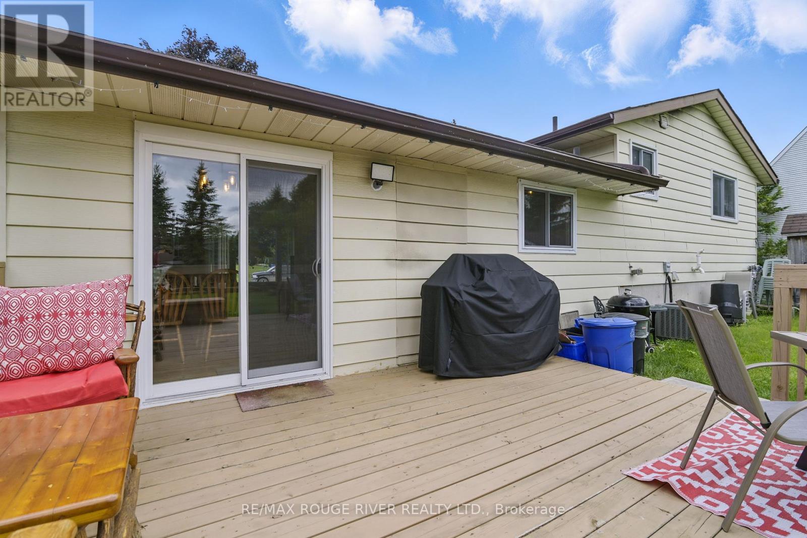 19 Edwards Drive, Otonabee-South Monaghan, Ontario  K0L 2G0 - Photo 31 - X12213064