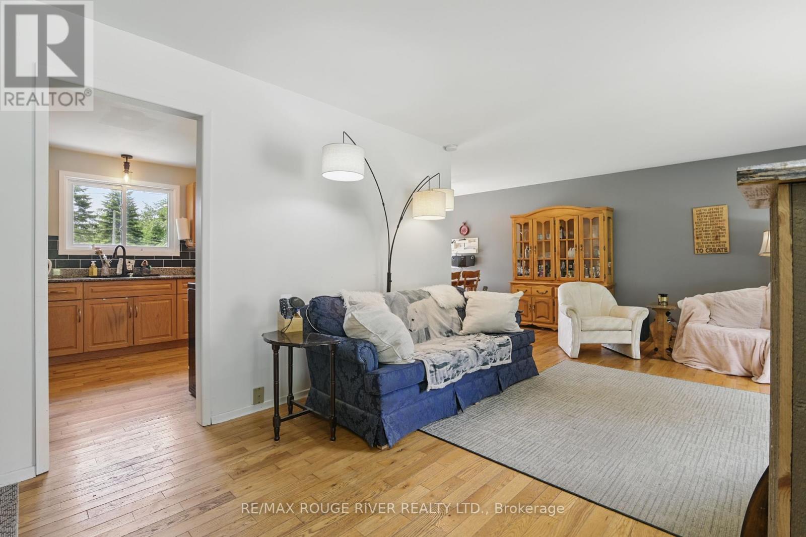 19 Edwards Drive, Otonabee-South Monaghan, Ontario  K0L 2G0 - Photo 6 - X12213064