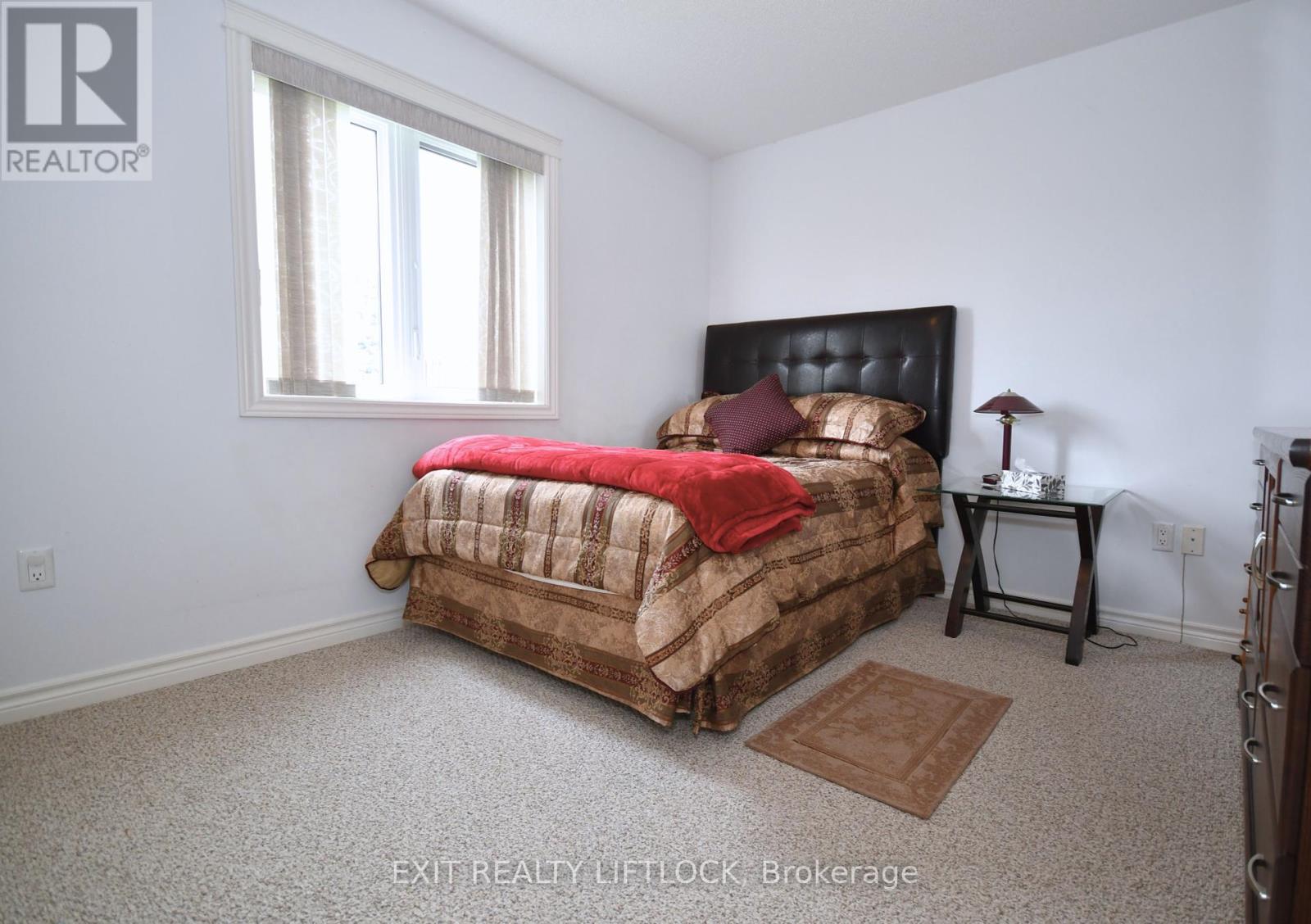 1724 Glenforest Boulevard, Peterborough West (North), Ontario  K9K 2P5 - Photo 11 - X12213625