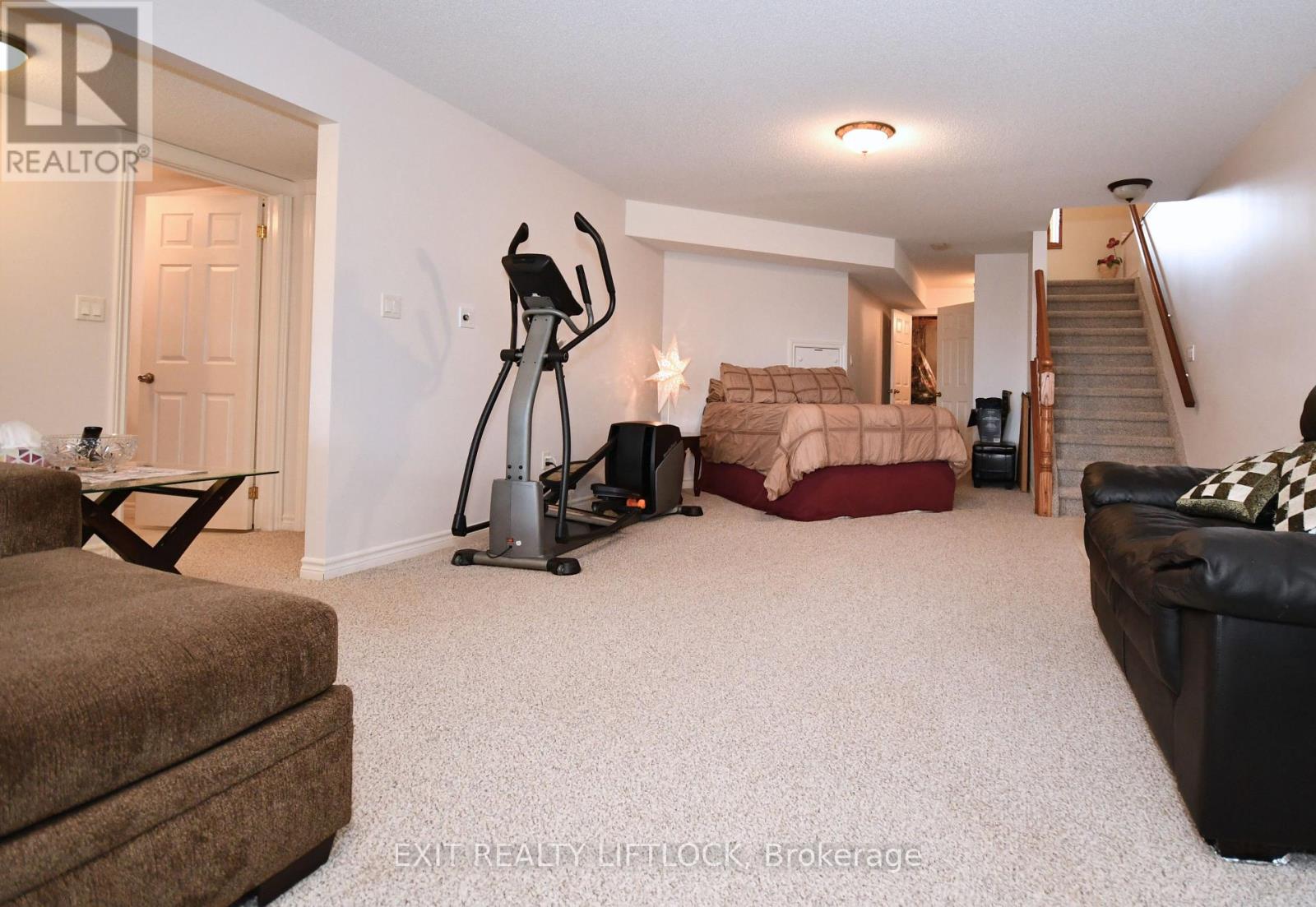1724 Glenforest Boulevard, Peterborough West (North), Ontario  K9K 2P5 - Photo 19 - X12213625