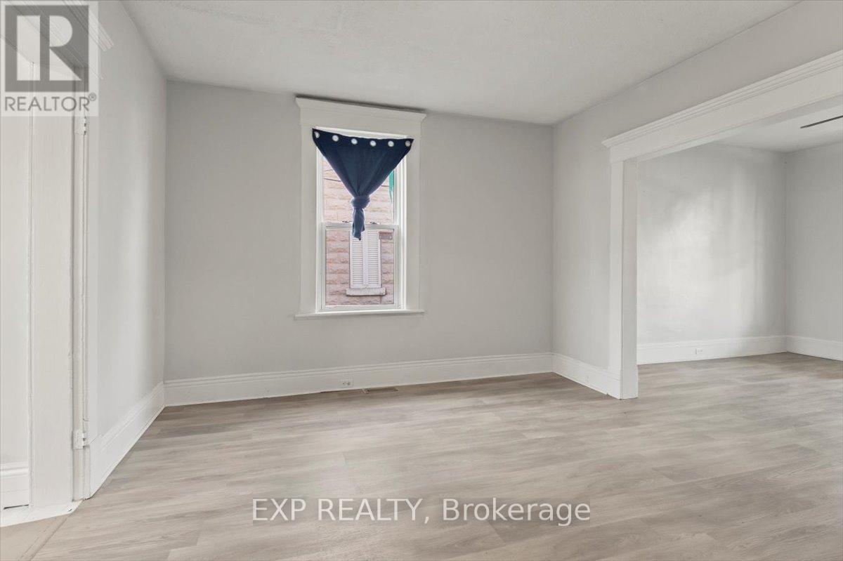 650 Armour Road, Peterborough East (Central), Ontario  K9H 1Z4 - Photo 10 - X12213696