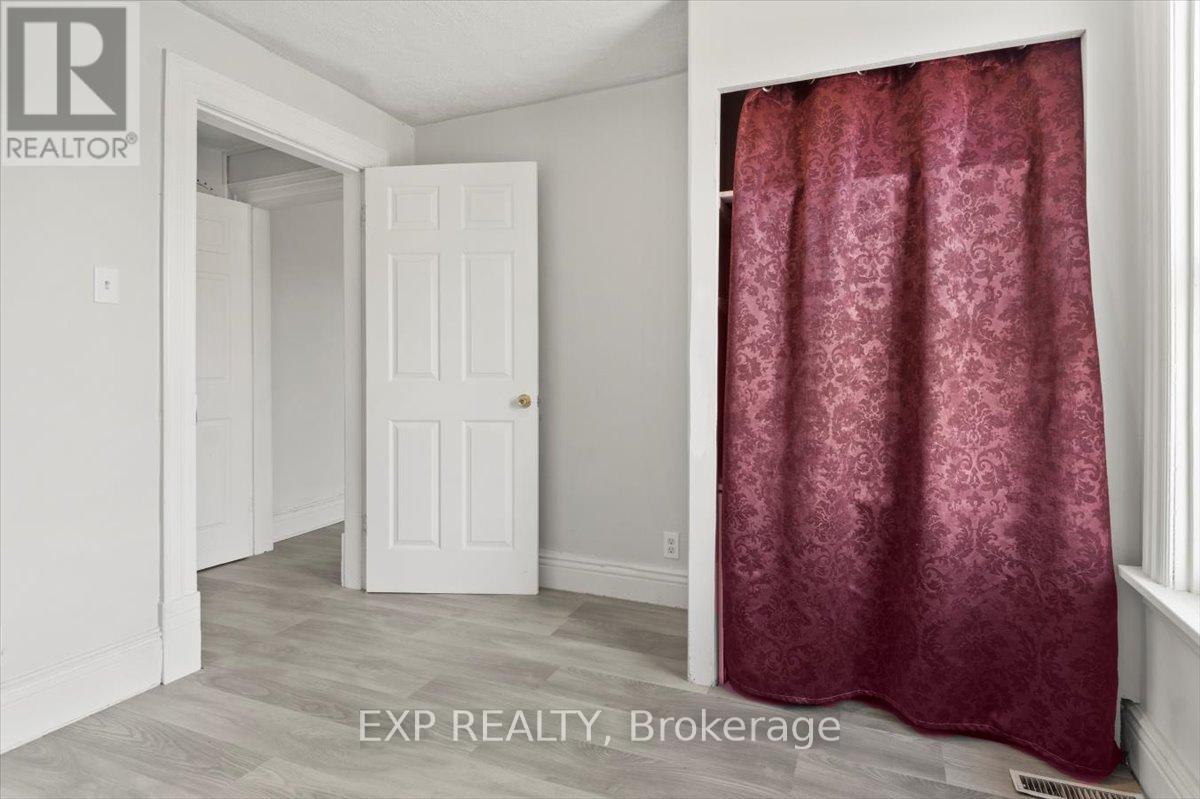 650 Armour Road, Peterborough East (Central), Ontario  K9H 1Z4 - Photo 22 - X12213696