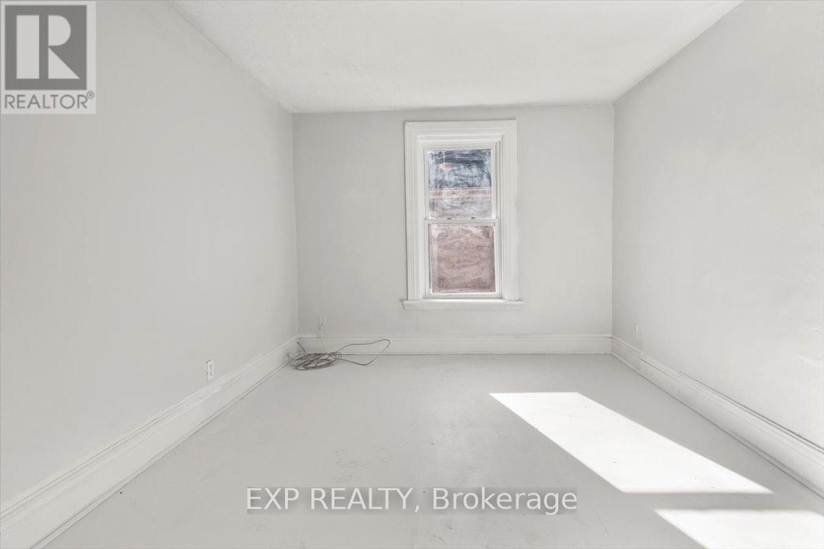 650 Armour Road, Peterborough East (Central), Ontario  K9H 1Z4 - Photo 25 - X12213696