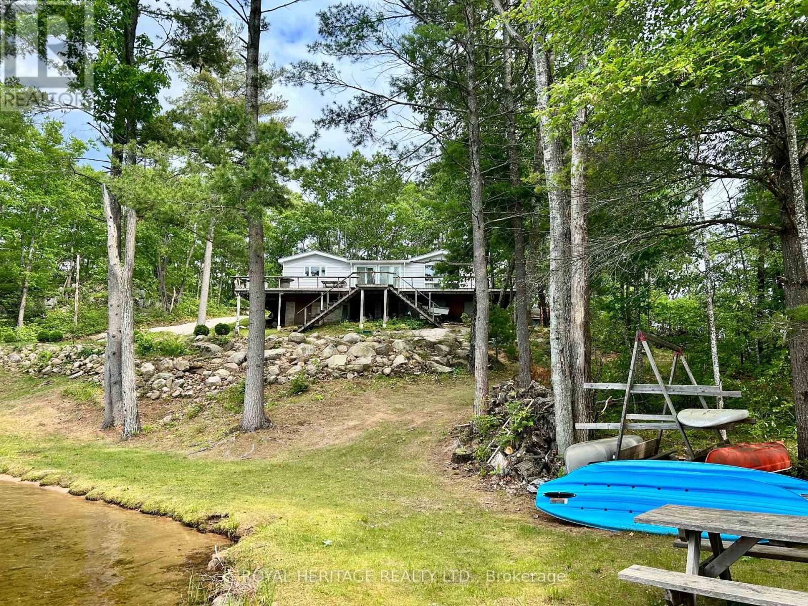 385 Island 38, Havelock-Belmont-Methuen, Ontario  K0L 2H0 - Photo 25 - X12213531