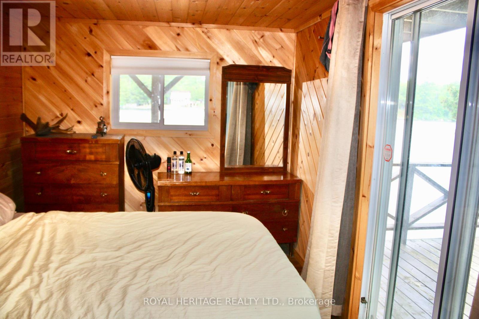 388 Island 38, Havelock-Belmont-Methuen, Ontario  K0L 2H0 - Photo 19 - X12213713