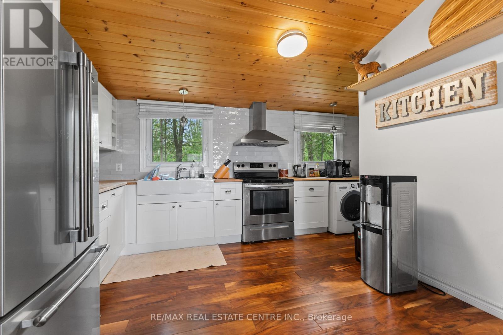 3012 Greenwood Lane, Selwyn, Ontario  K0L 2H0 - Photo 10 - X12214326