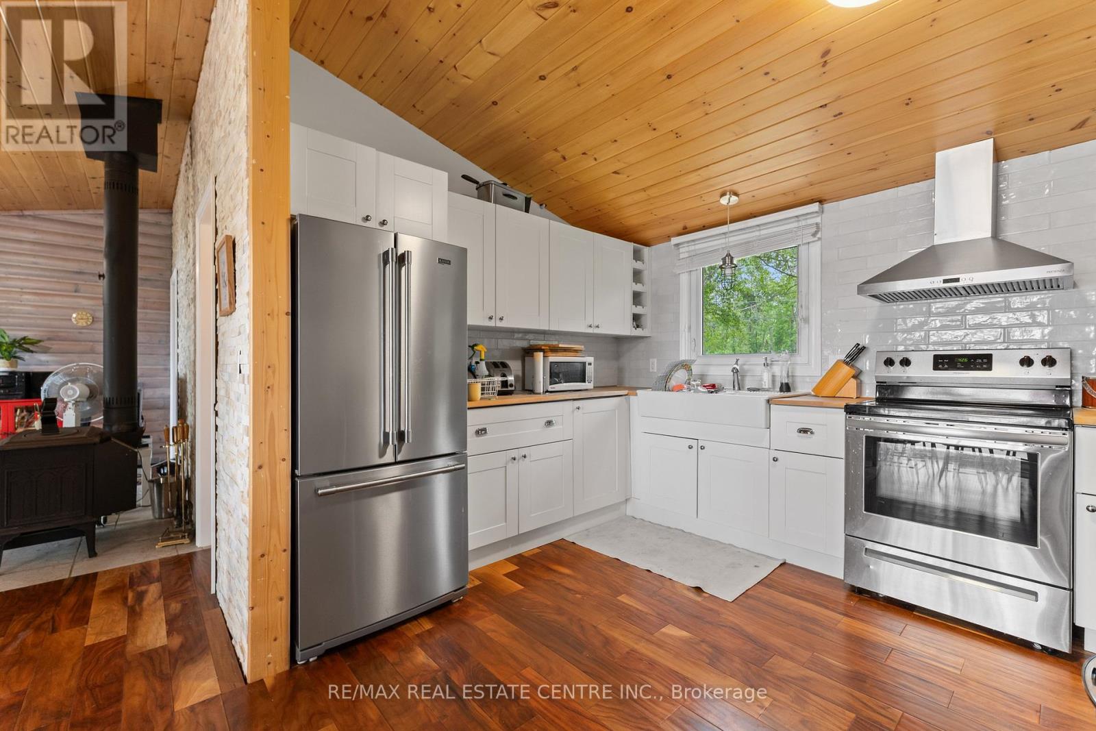 3012 Greenwood Lane, Selwyn, Ontario  K0L 2H0 - Photo 11 - X12214326