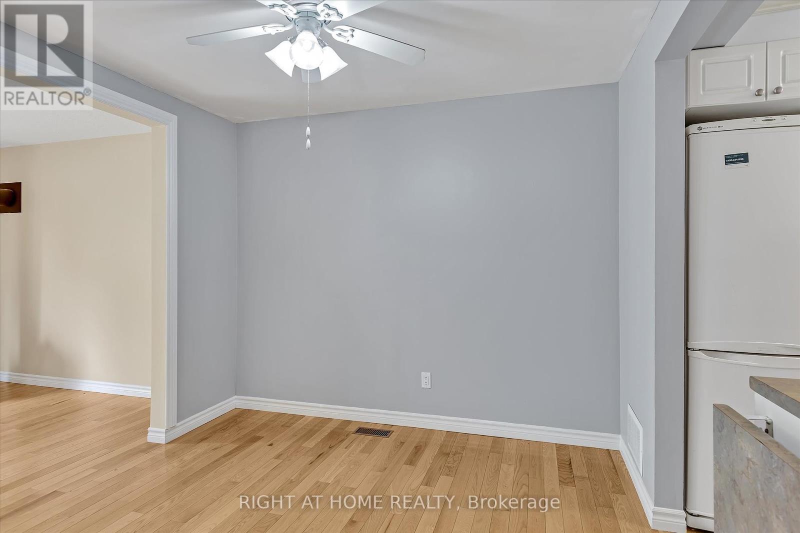 50 - 996 Sydenham Road, Peterborough South (East), Ontario  K9J 7V7 - Photo 4 - X12214527