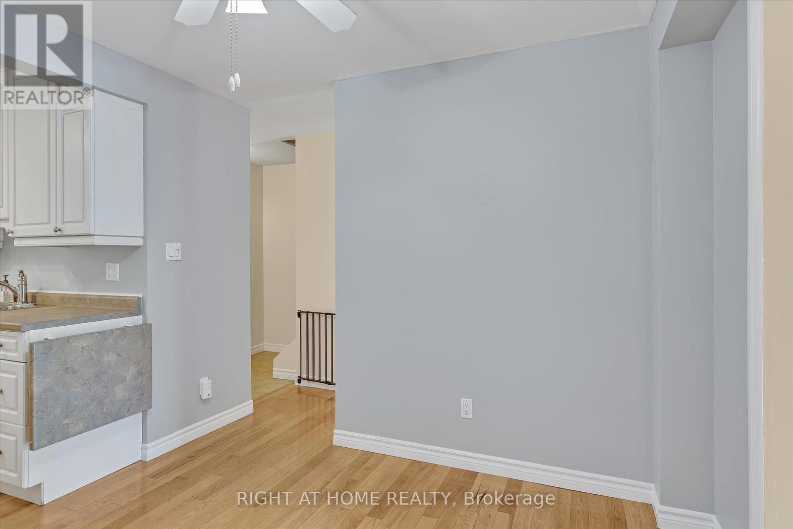 50 - 996 Sydenham Road, Peterborough South (East), Ontario  K9J 7V7 - Photo 5 - X12214527